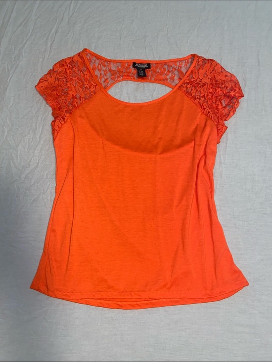 Rouge Helium Tops - Rouge Helium Orange Lace Sleeve Short Sleeve Tee